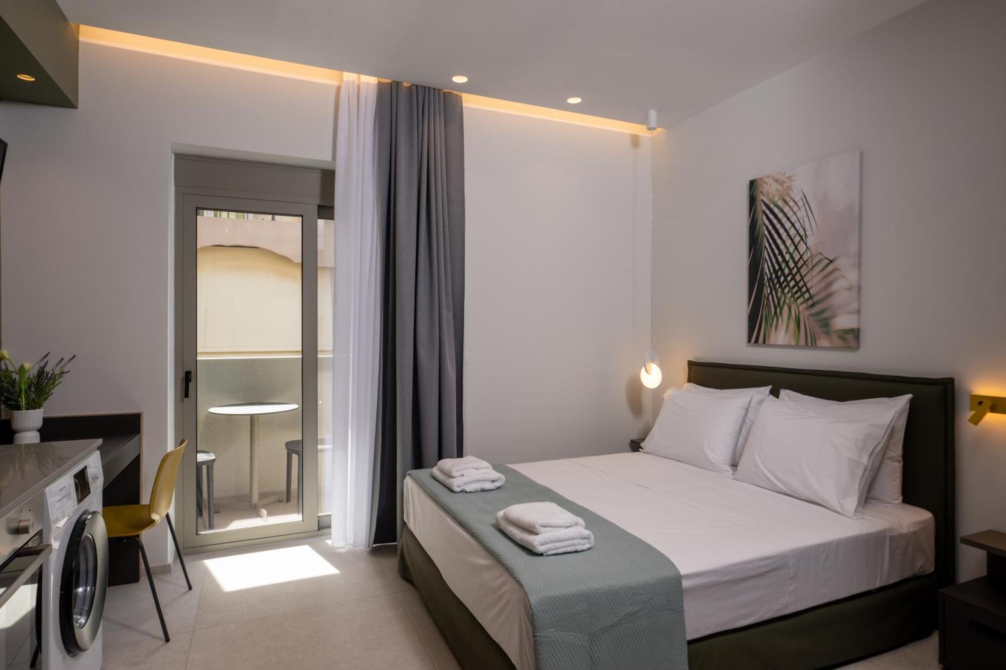 Mosaic Urban Living Apartment *