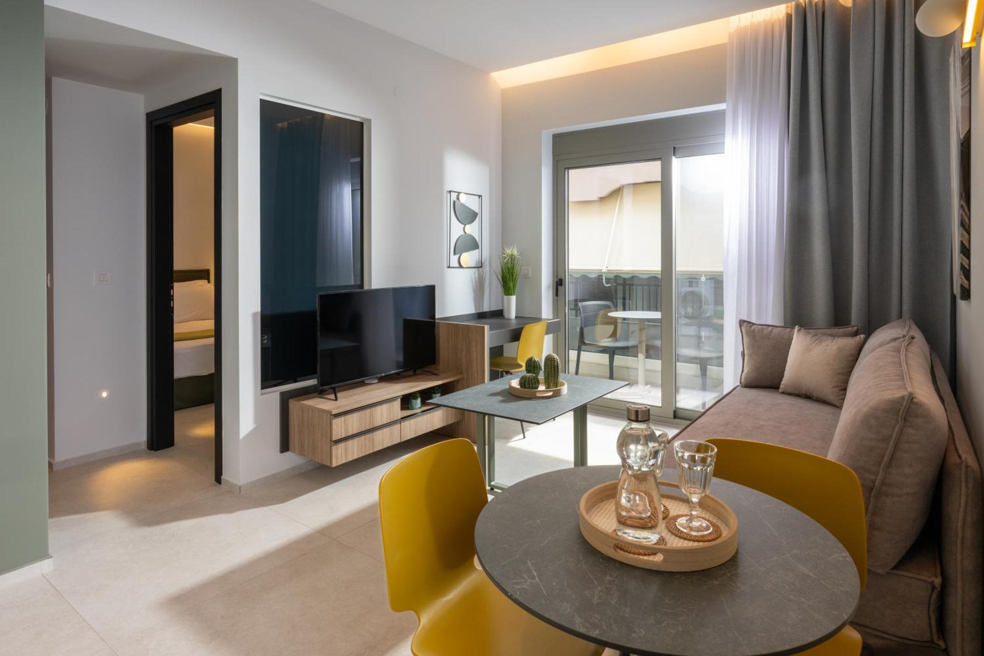 Apartment Mosaic Urban Living *